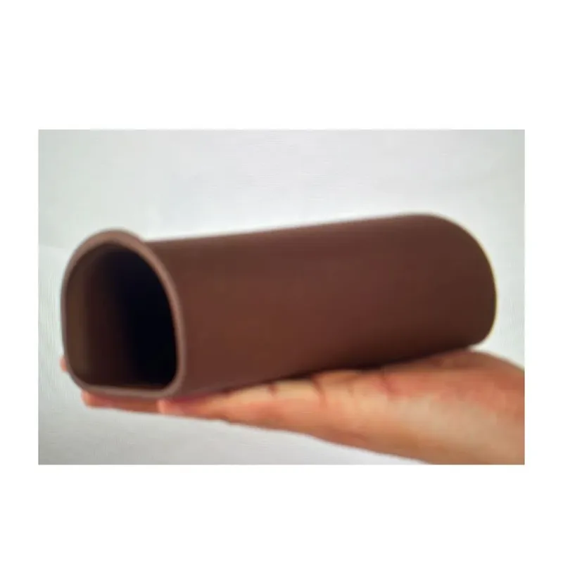 Bestseller Decor ceramica tip grota, Red Crane 12/4 cm