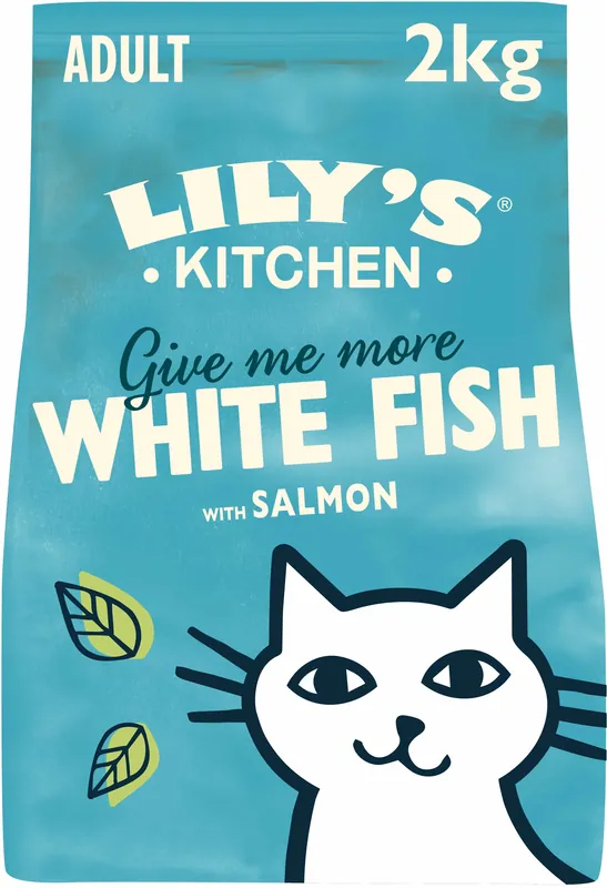 Doar azi LILY‘S KITCHEN Give me more, hrană uscată pentru pisici, cu Peşte alb şi Somon