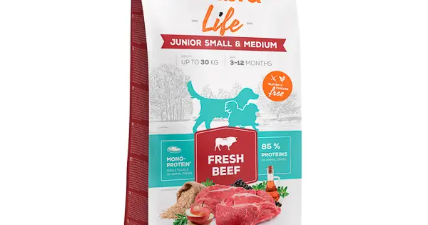 Calibra Dog Life Junior Small & Medium Fresh Beef 12 kg Retur ușor