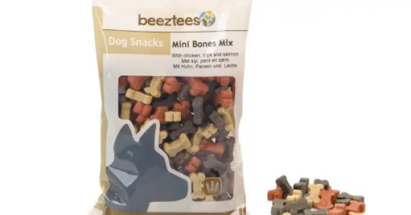 Recompense pentru caini Beeztees Snack mini oase mix 150 g Lichidare de stoc