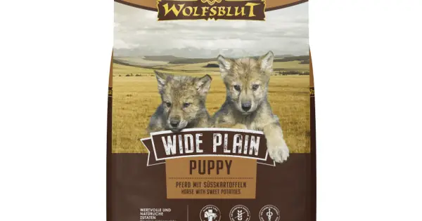 Wolfsblut Wide Plain Puppy - horse 12.5 kg Vezi acum