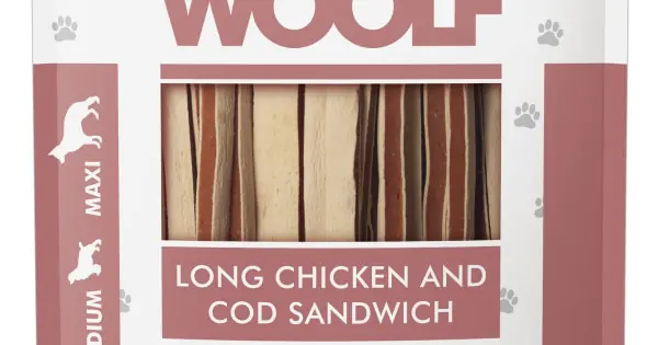 Livrare expres WOOLF DOG SNACKS Long Chicken & Cod Sandwich 100g