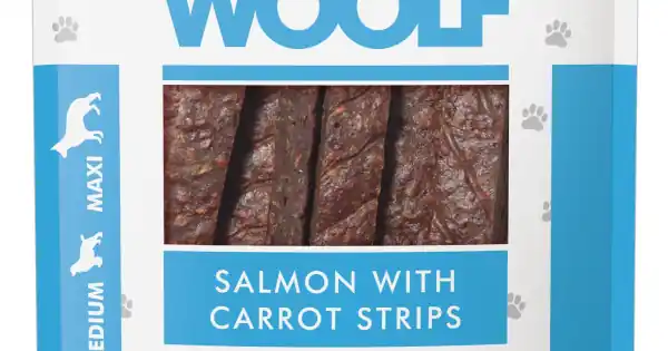 Noutate WOOLF DOG SNACKS Salmon with Carrot strips 100g